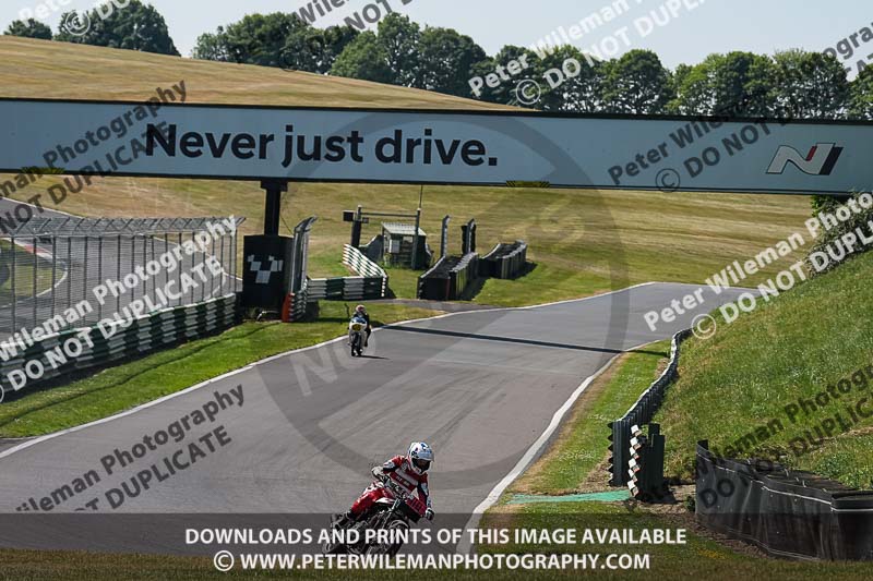 cadwell park;cadwell park photographs;cadwell trackday photographs;enduro digital images;event digital images;eventdigitalimages;peter wileman photography;racing digital images;trackday digital images;trackday photos